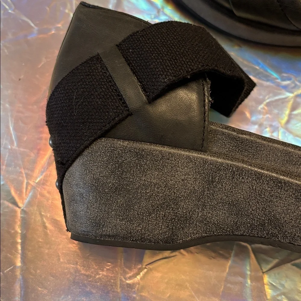 Otbt Women's Dark Gray Closed Toe Wedge Shoes